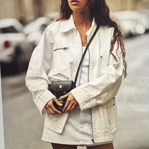 We the Free Easy That Canvas Jacket
White
Size small, runs big